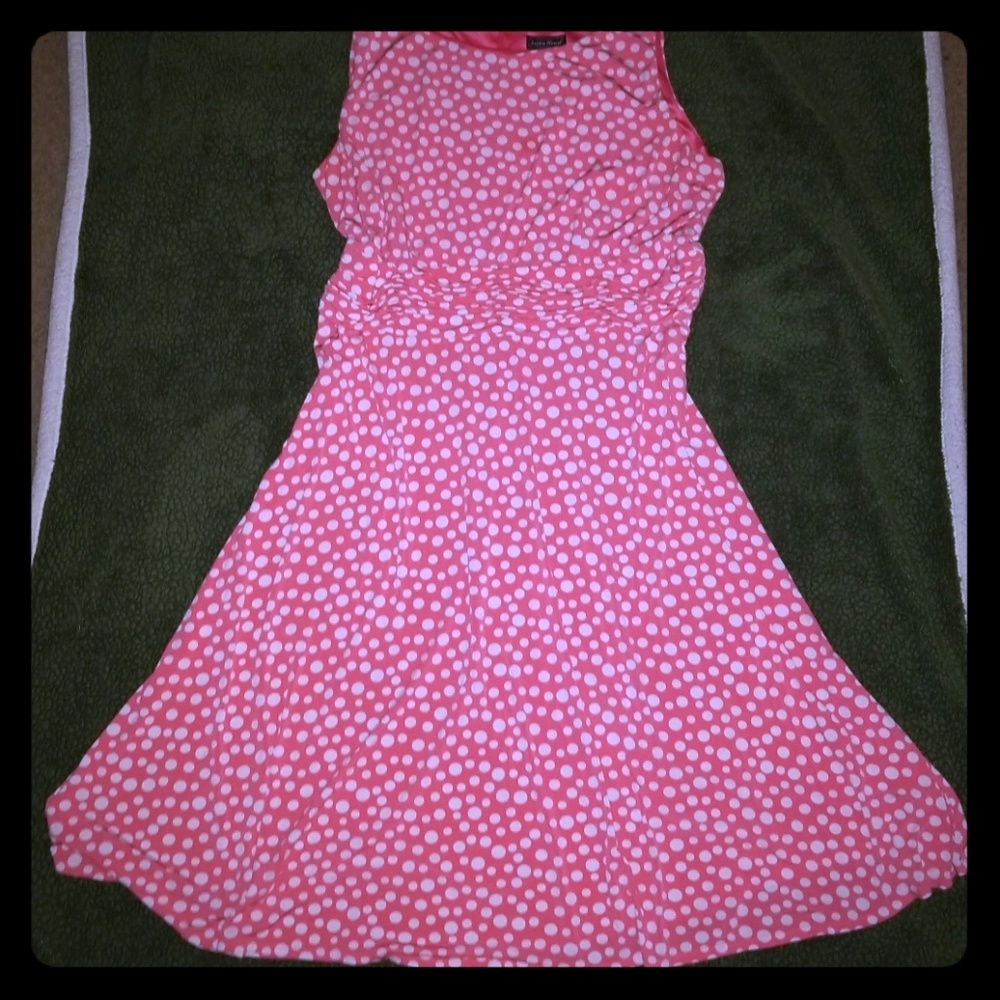 Jessica Howard midi dress
